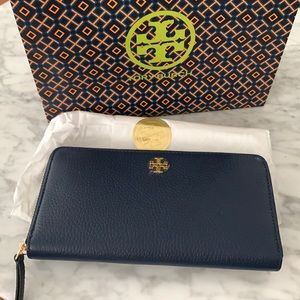 Tory Burch Walker Leather Continental Zip Wallet